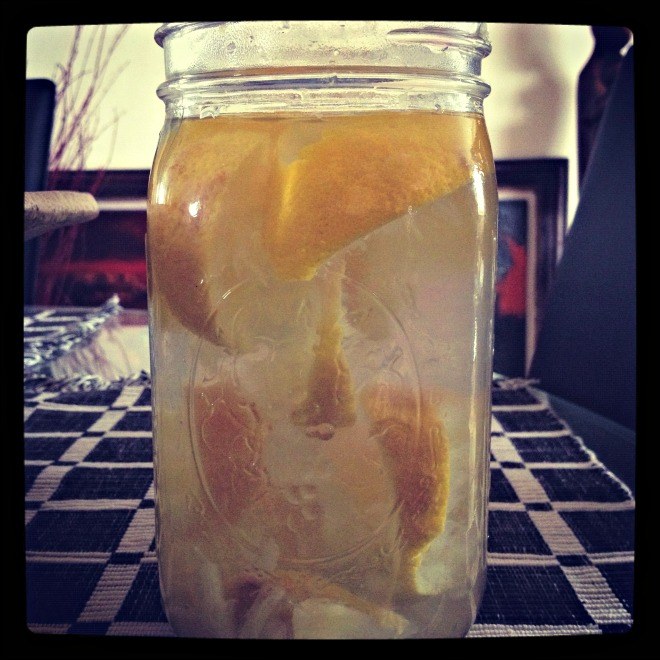 Tart Your Day with an Alkalizing Lemon Detoxification Drink